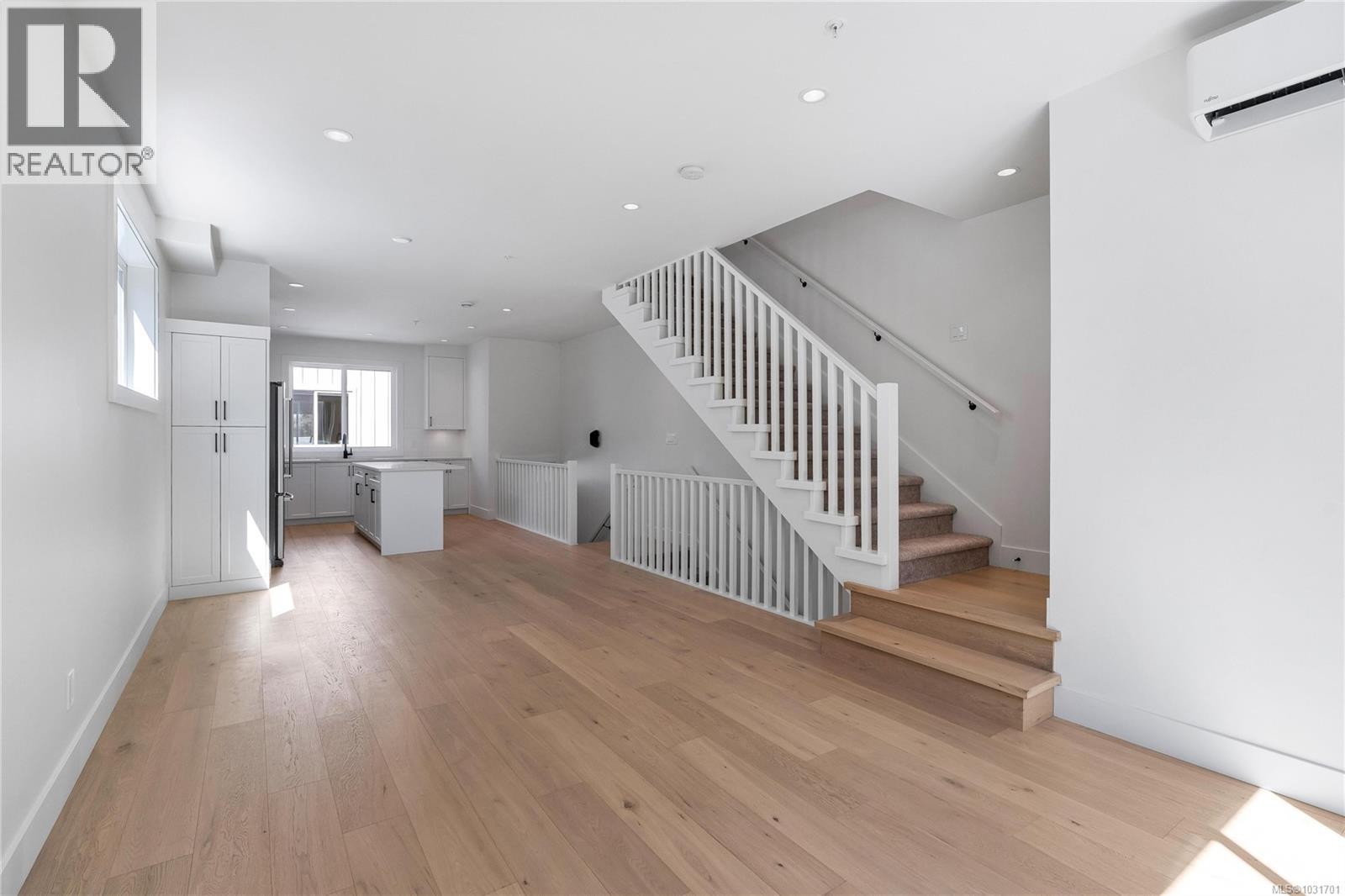 #5 10145 FIFTH ST - 11