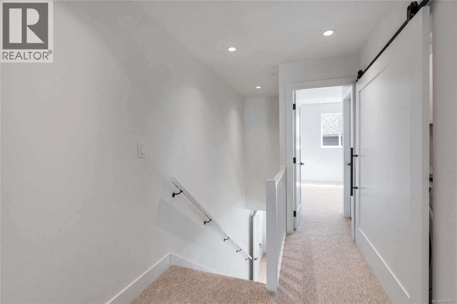 #5 10145 FIFTH ST - 16