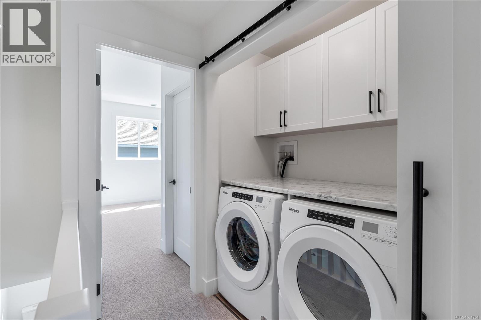 #5 10145 FIFTH ST - 17