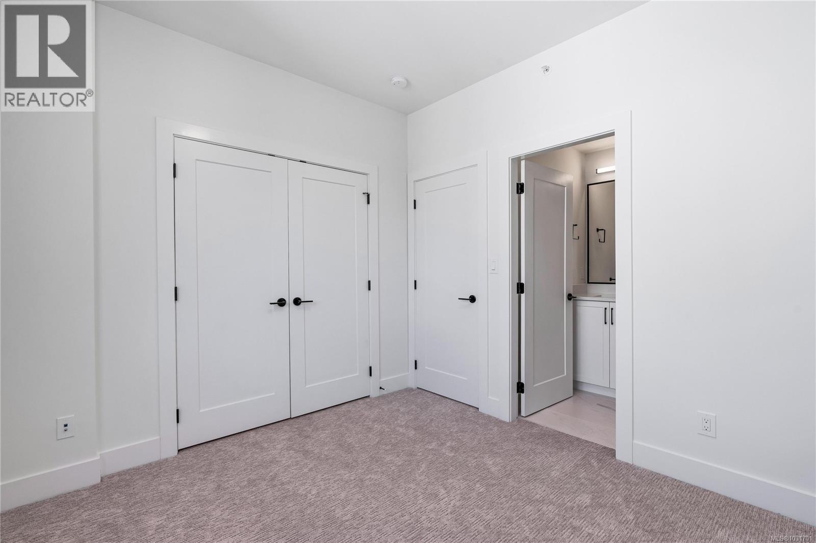 #5 10145 FIFTH ST - 22