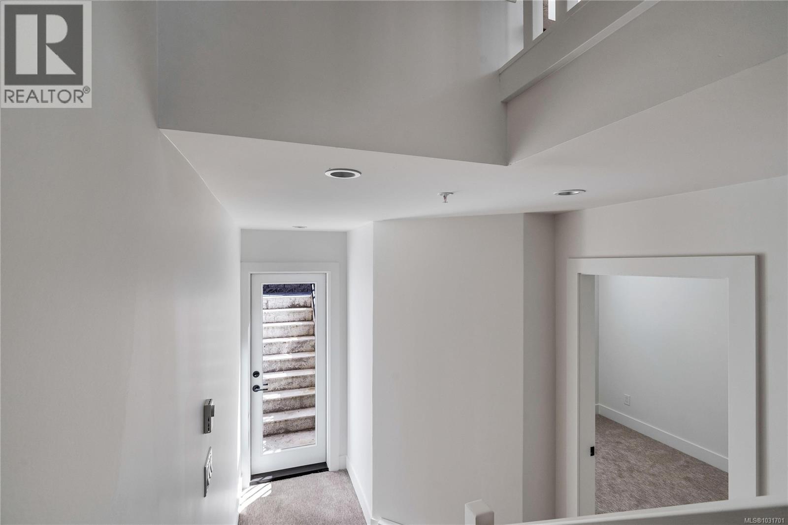 #5 10145 FIFTH ST - 29