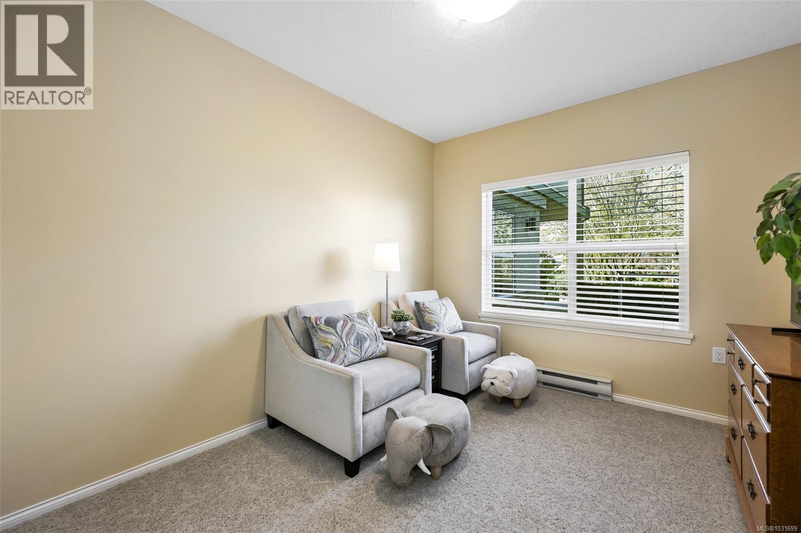 104 1485 Garnet Rd, Saanich