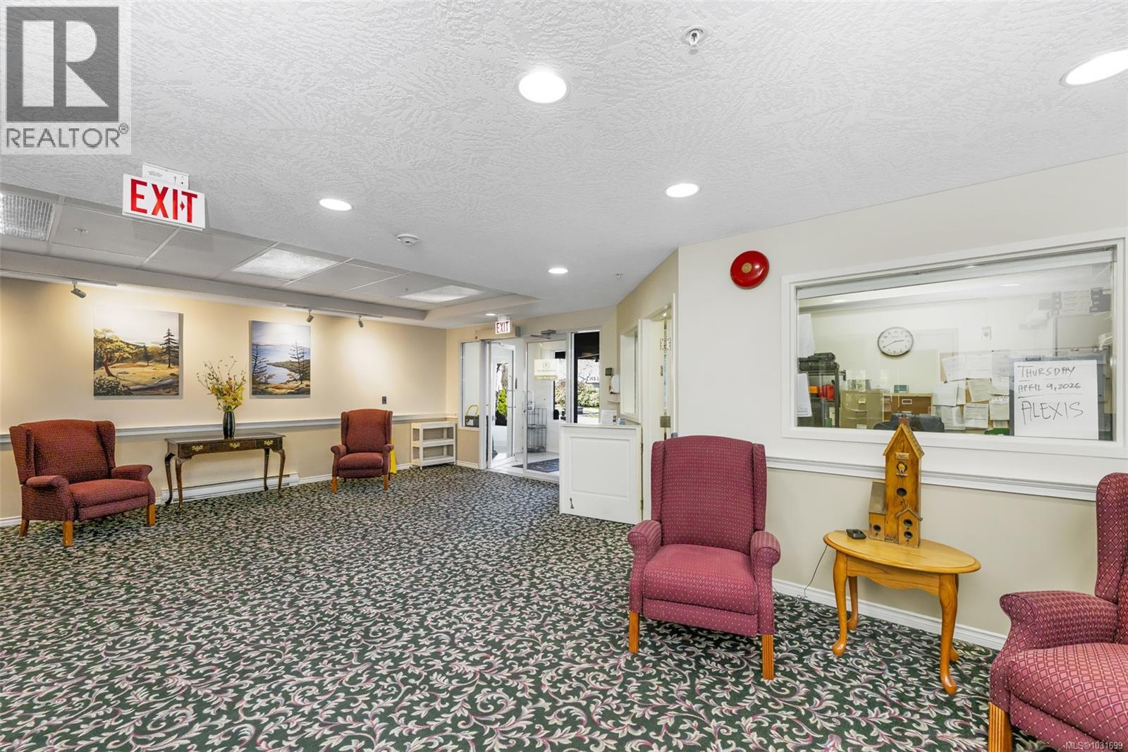 104 1485 Garnet Rd, Saanich