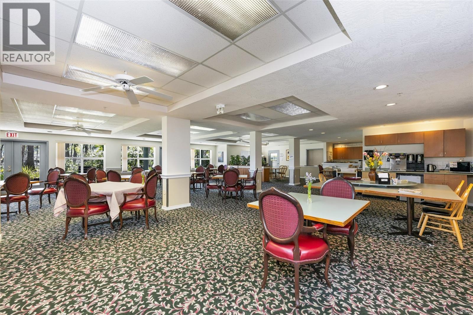 104 1485 Garnet Rd, Saanich