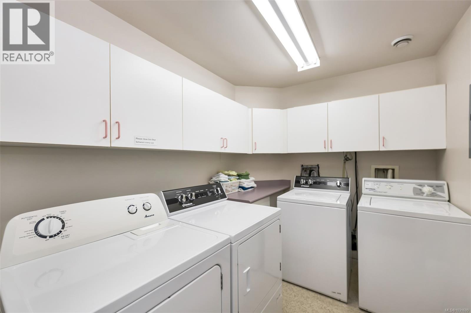 104 1485 Garnet Rd, Saanich