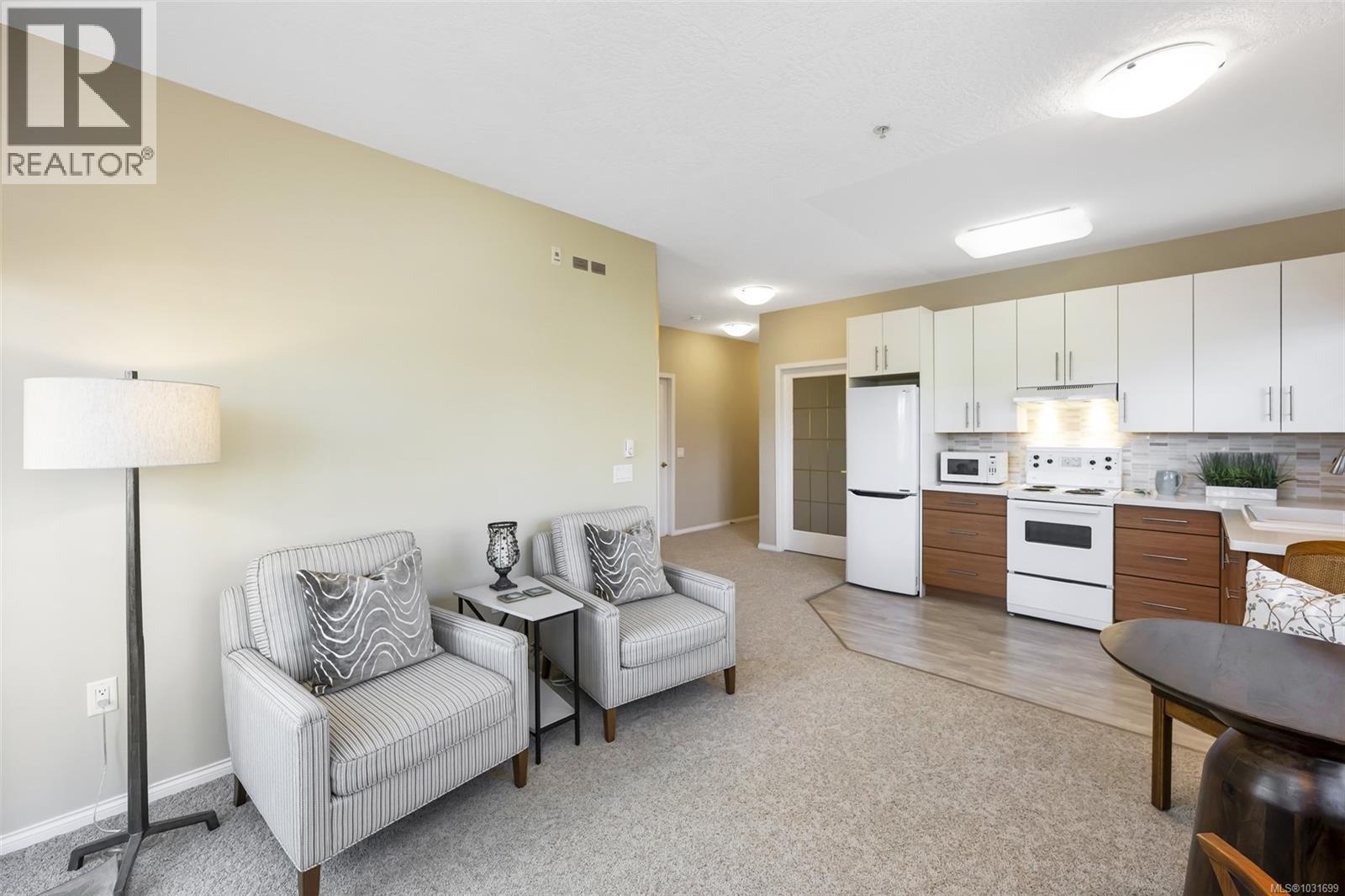 104 1485 Garnet Rd, Saanich