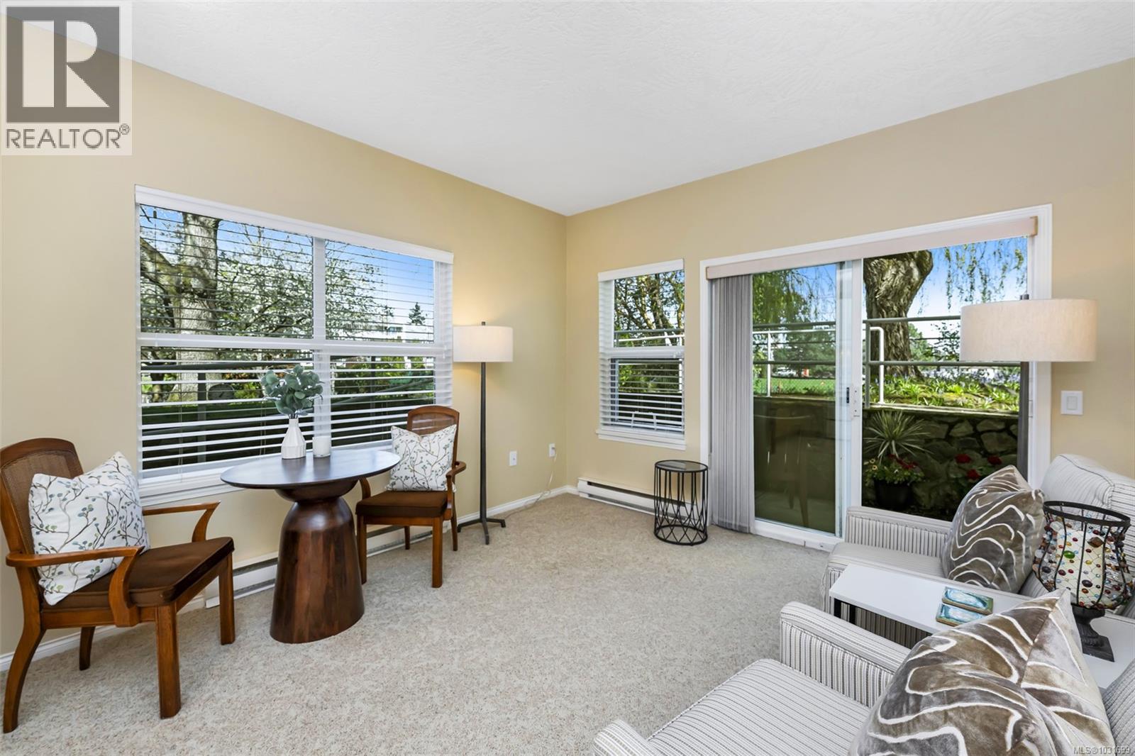 104 1485 Garnet Rd, Saanich