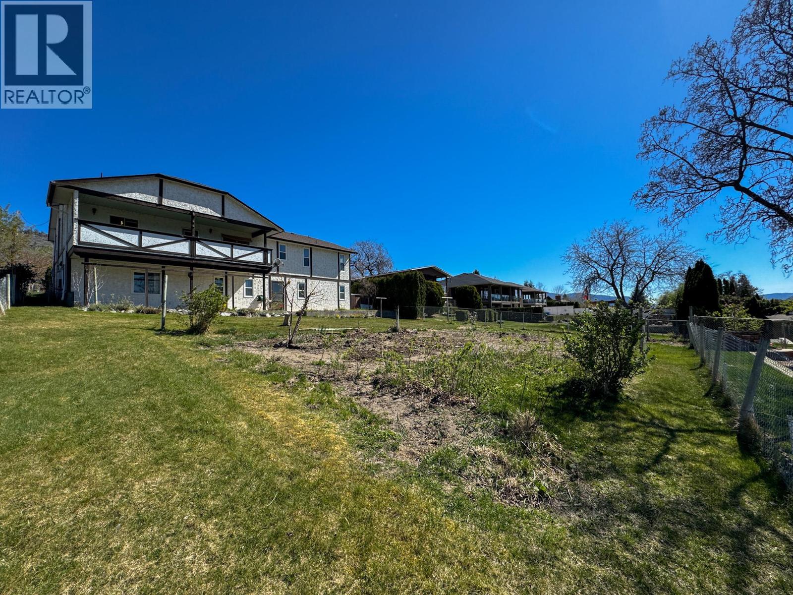 3826 33rd Street, Osoyoos