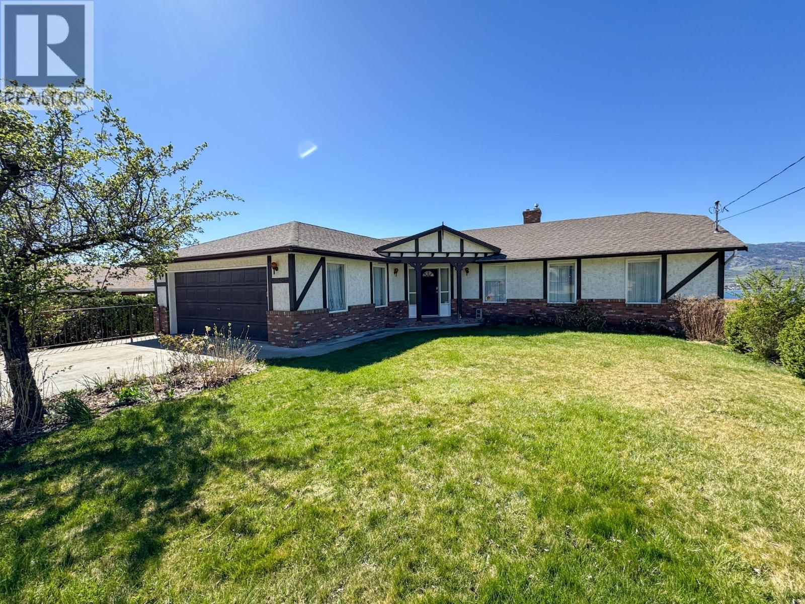 3826 33rd Street, Osoyoos