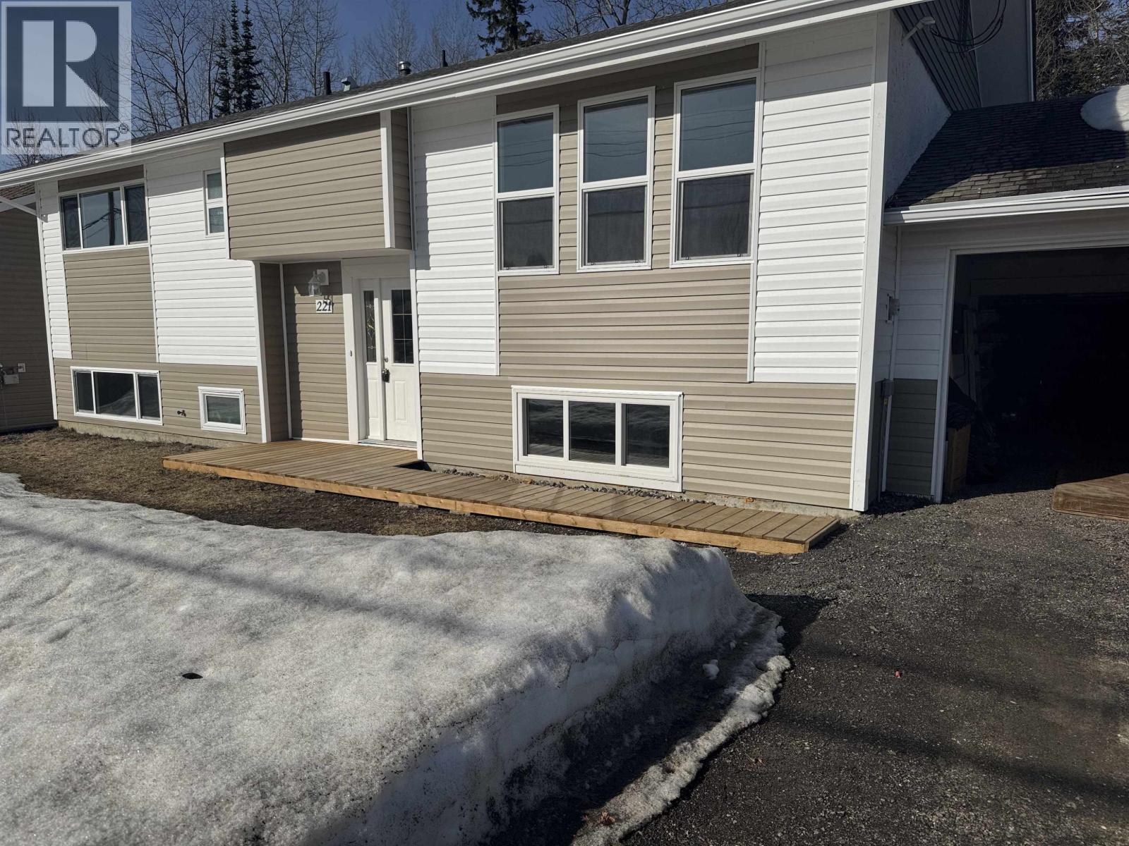 221 CRYSDALE DRIVE - 1