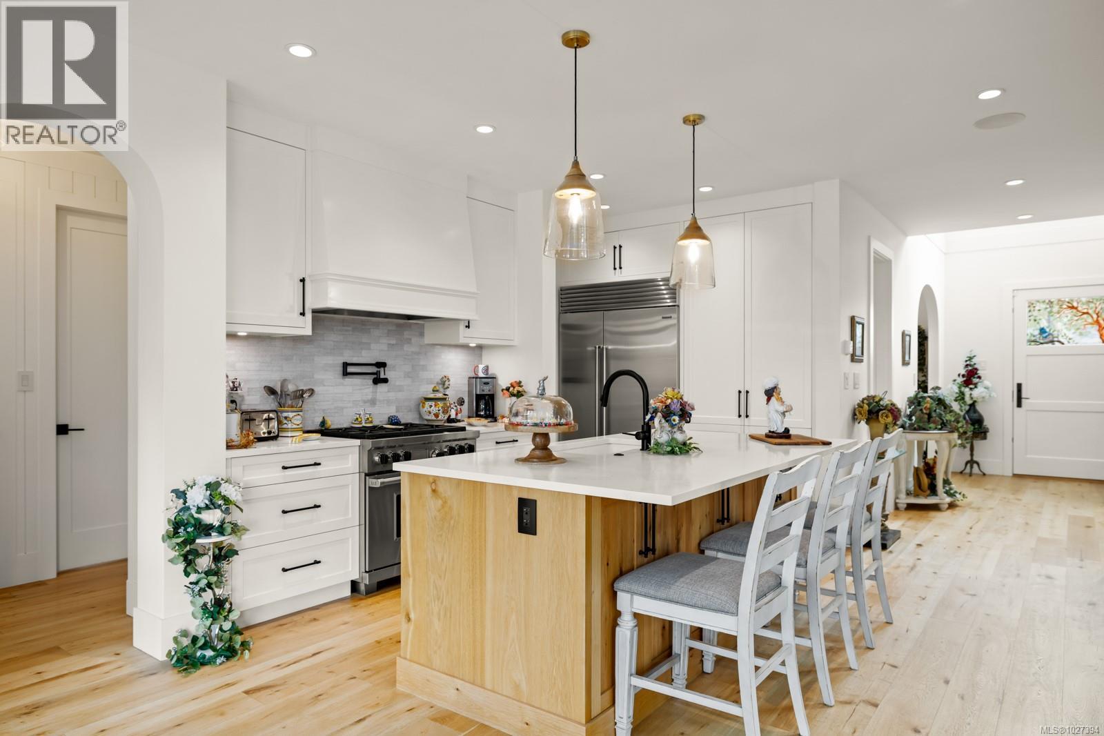 2061 PINEHURST TERR - 13