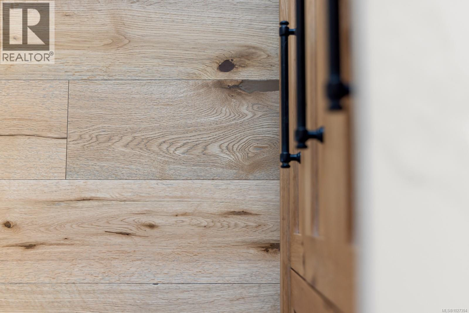 2061 PINEHURST TERR - 23