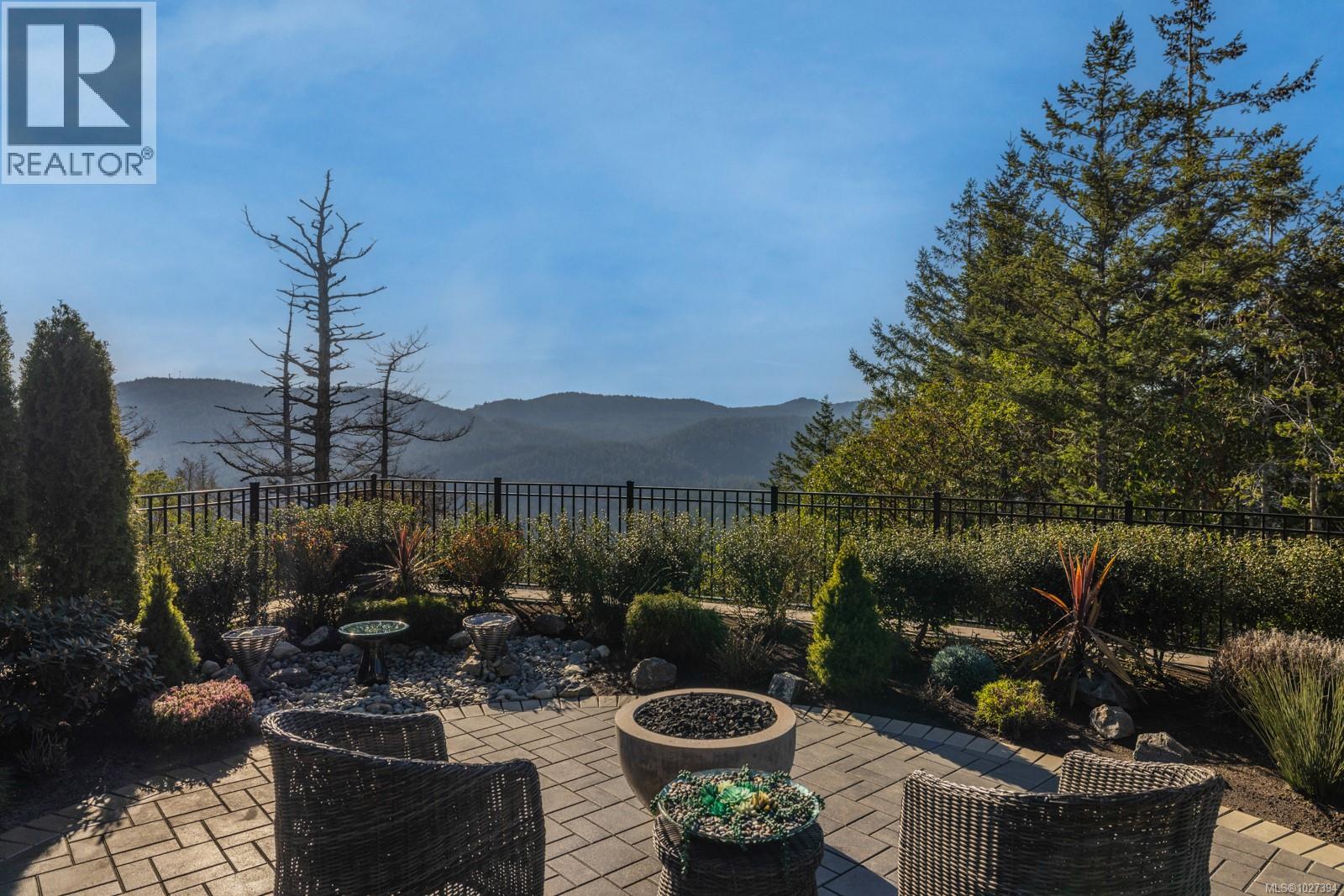 2061 PINEHURST TERR - 38