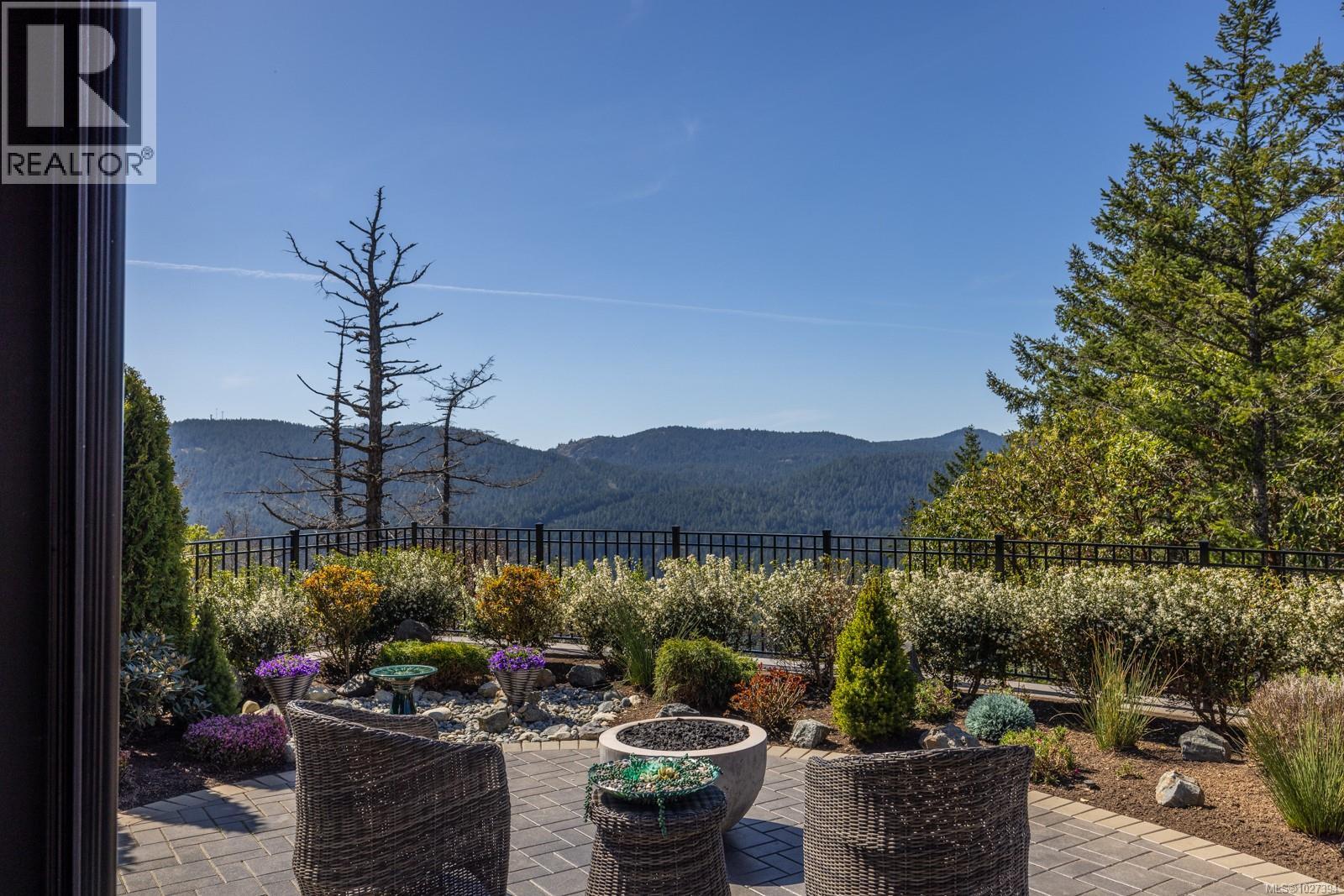 2061 PINEHURST TERR - 65