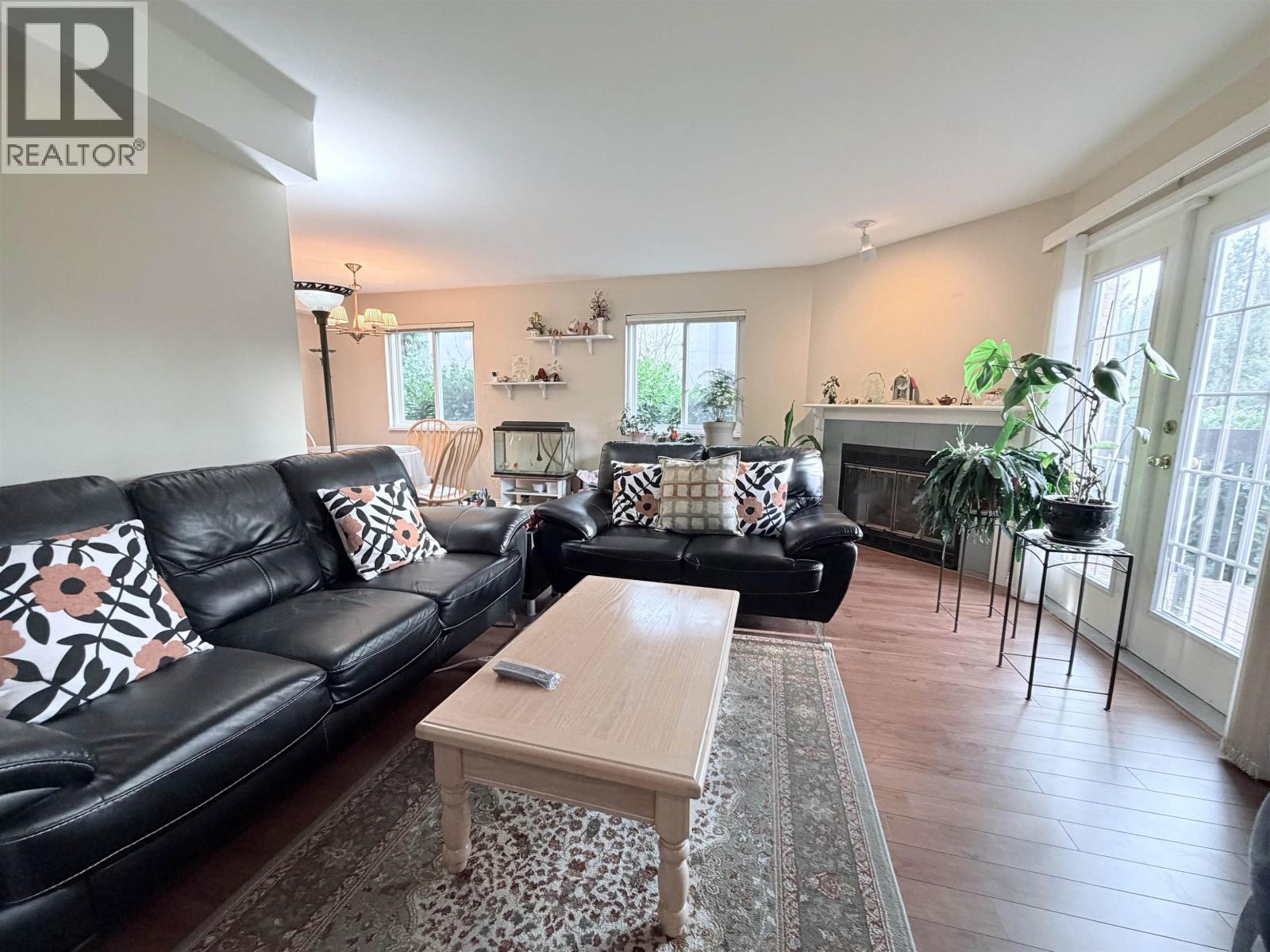4 1336 PITT RIVER ROAD, Port Coquitlam