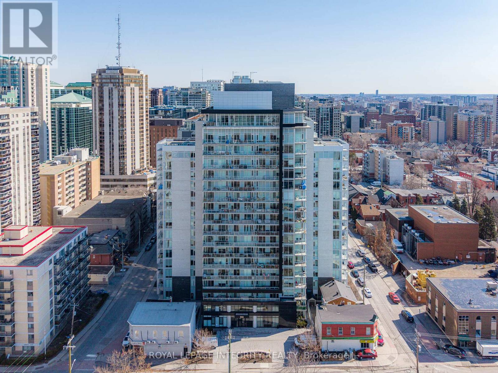 ##604 255 BAY STREET - 1
