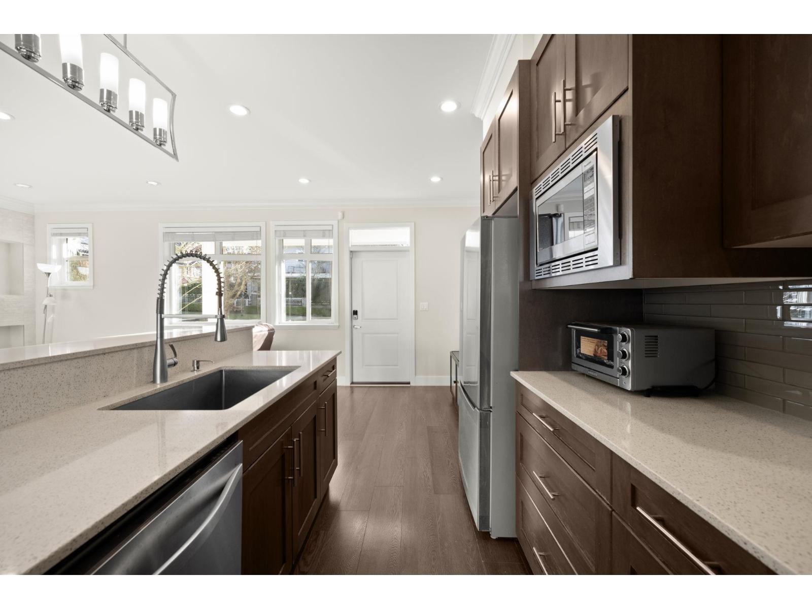 3 7198 179 STREET, Surrey