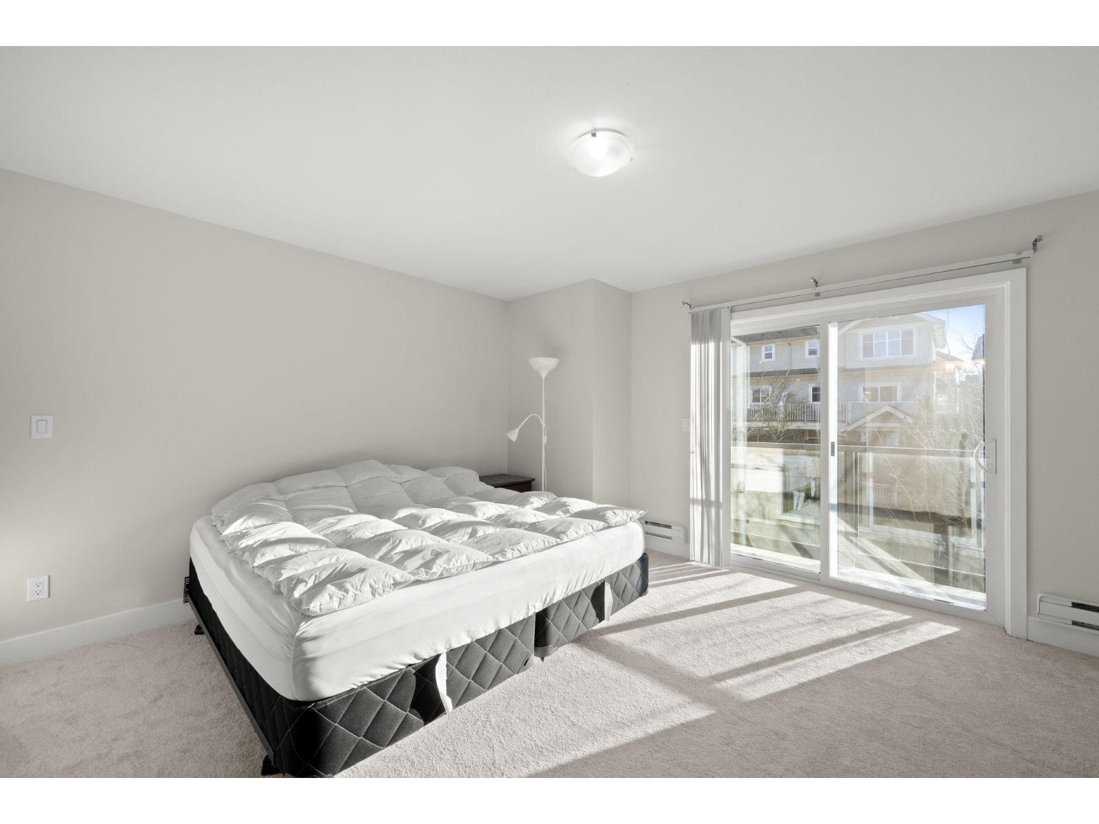 3 7198 179 STREET, Surrey