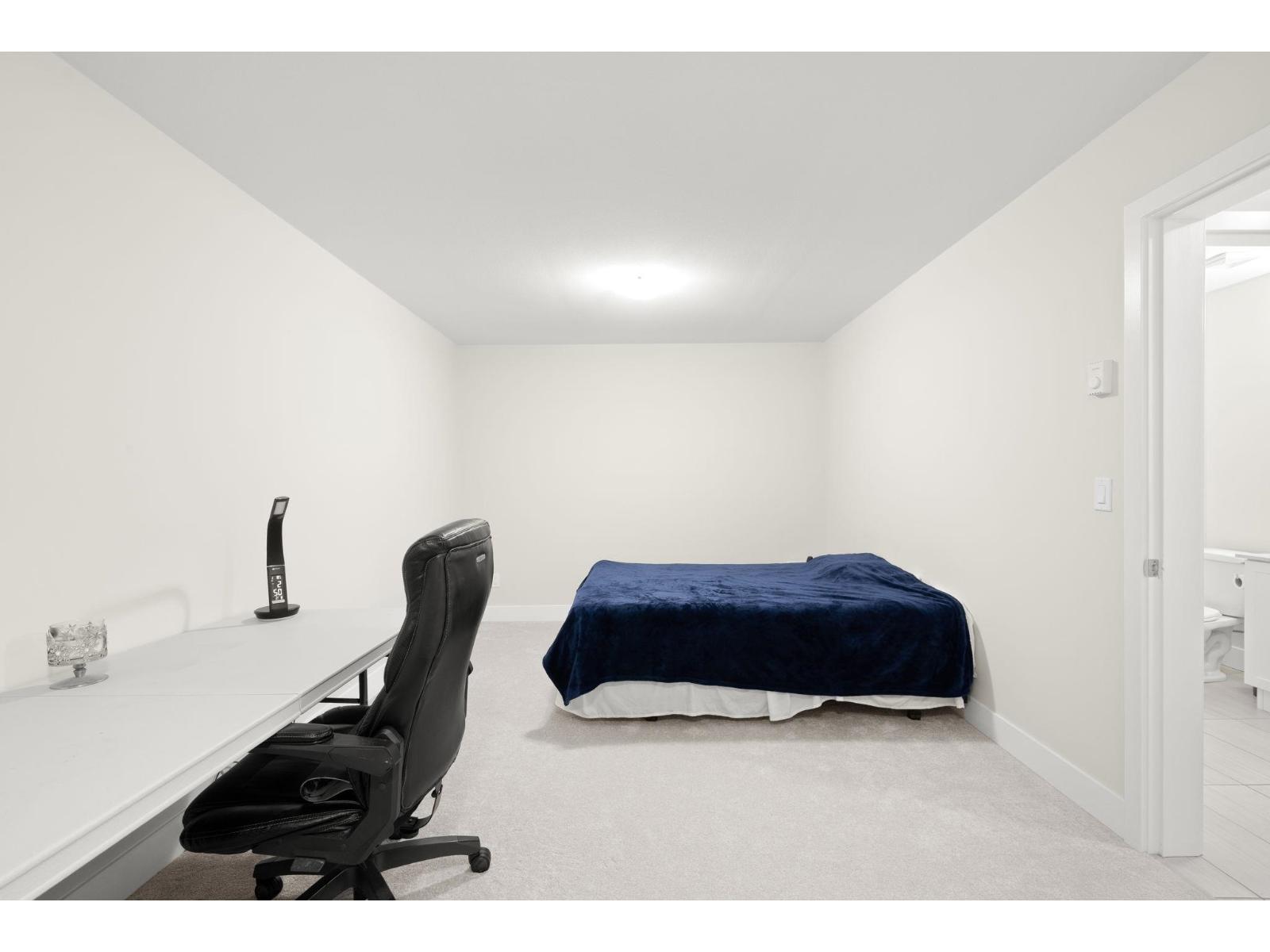 3 7198 179 STREET, Surrey