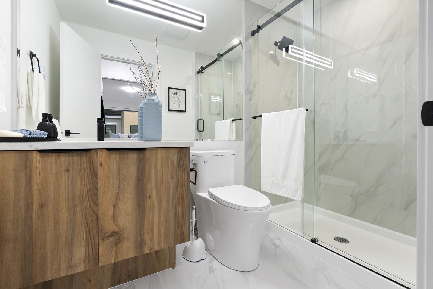 19 13895 64 AVENUE, Surrey