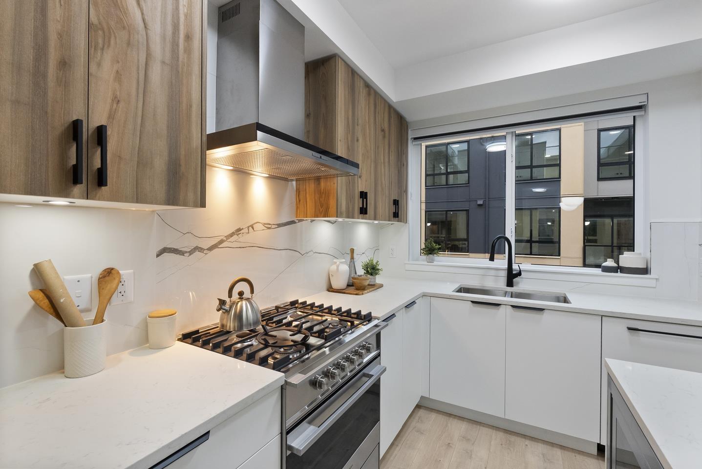 19 13895 64 AVENUE, Surrey