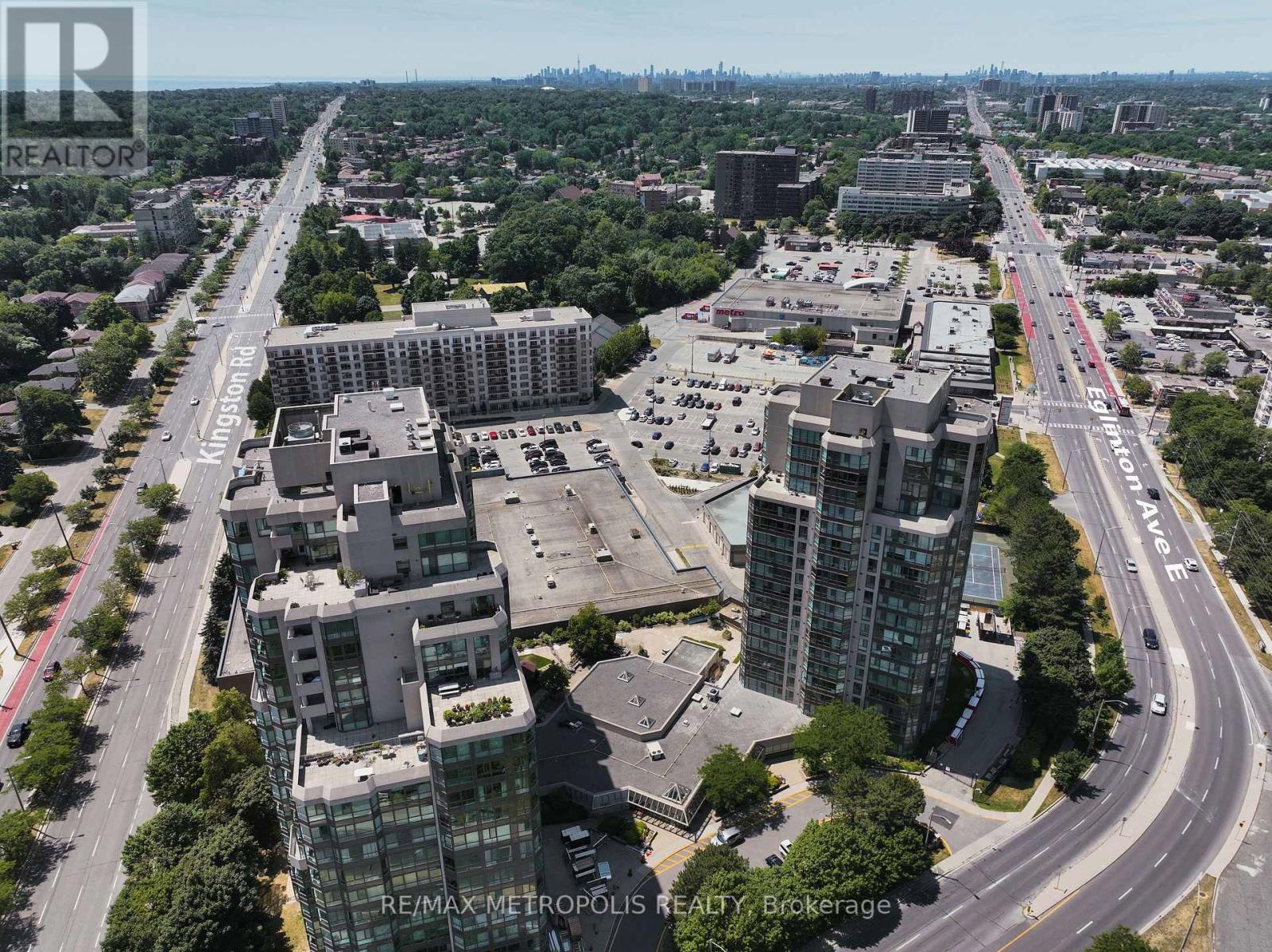 #1707 3233 EGLINTON AVENUE E - 37