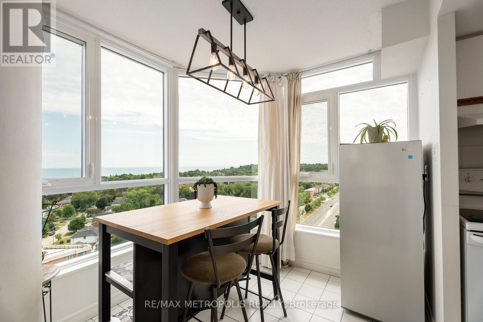 #1707 3233 EGLINTON AVENUE E - 9
