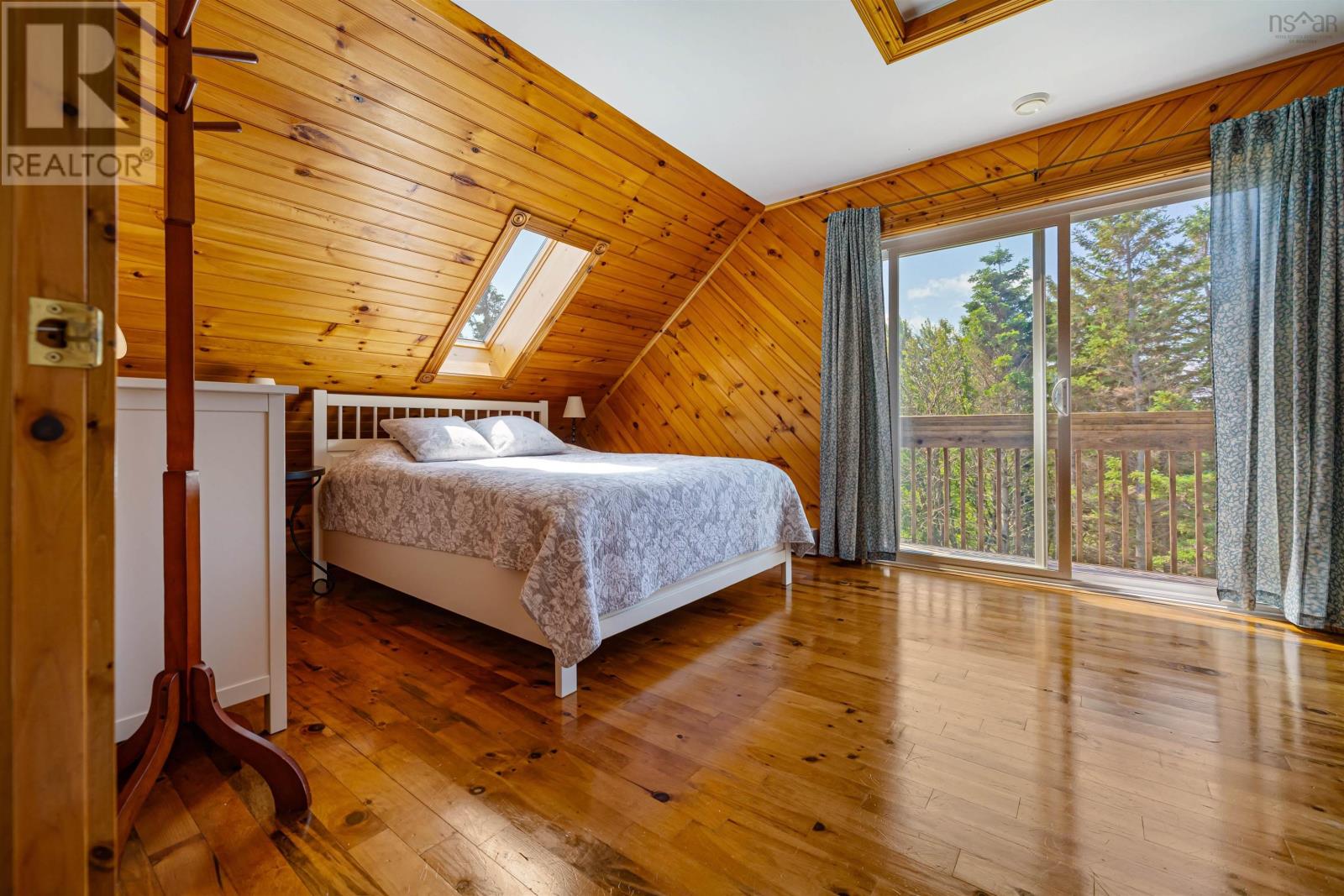 523 CARIBOU ISLAND ROAD - 23