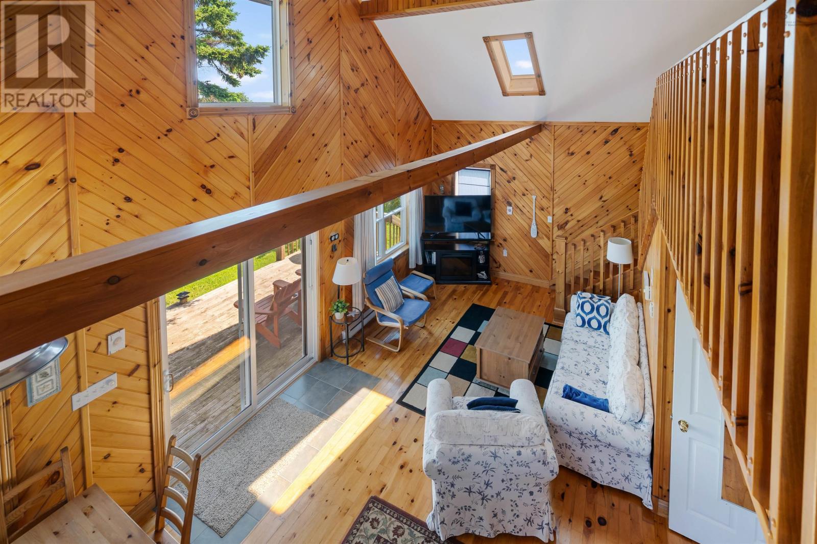 523 CARIBOU ISLAND ROAD - 22