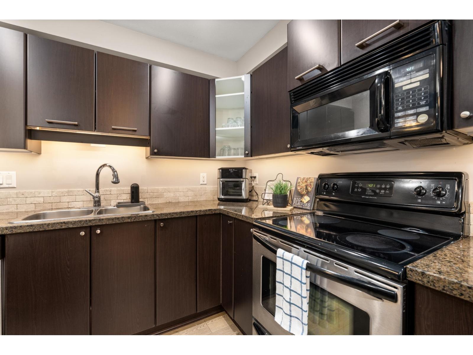 204 5454 198 STREET, Langley