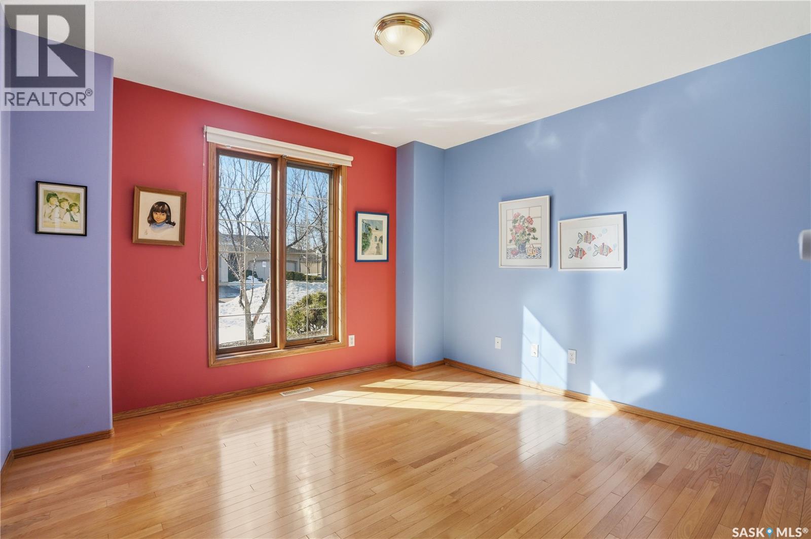 #4 330 STODOLA COURT - 24