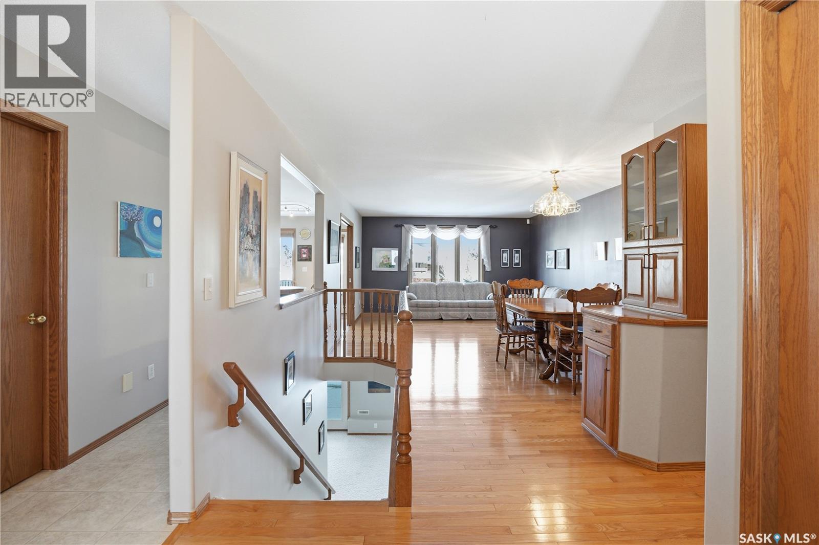 #4 330 STODOLA COURT - 4