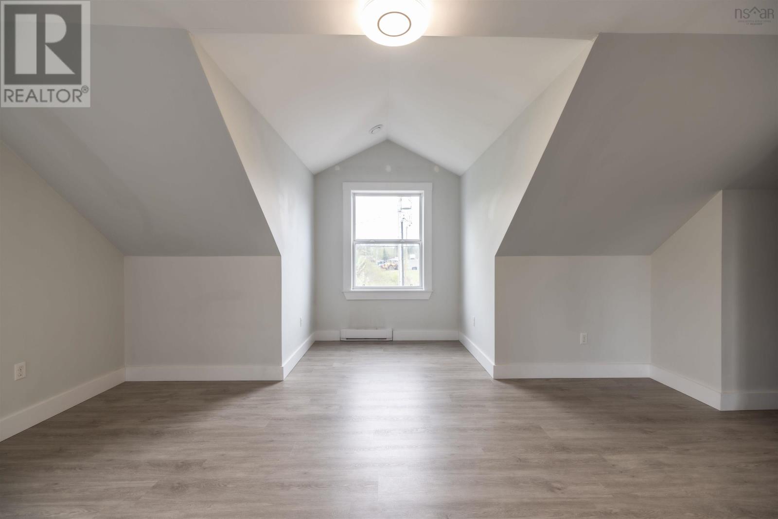 Property 39 of 49 of 1990 Hammonds Plains Road