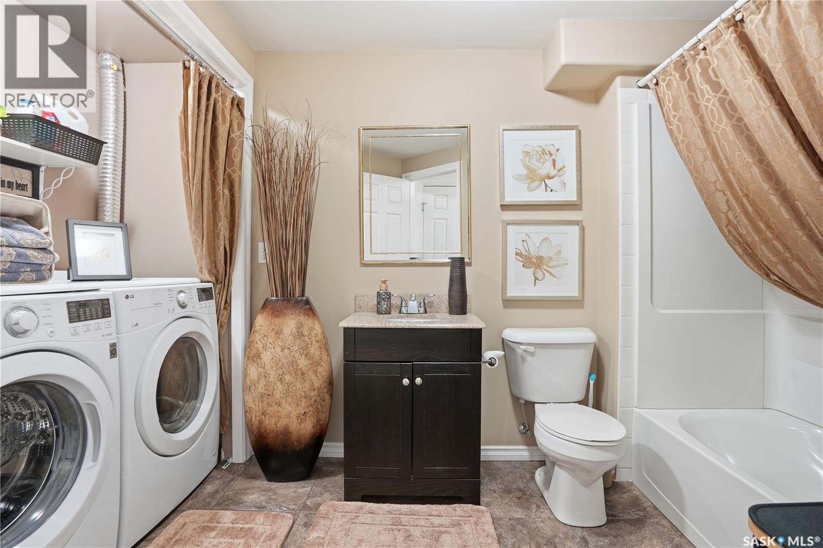 #14 2400 TELL PLACE - 33