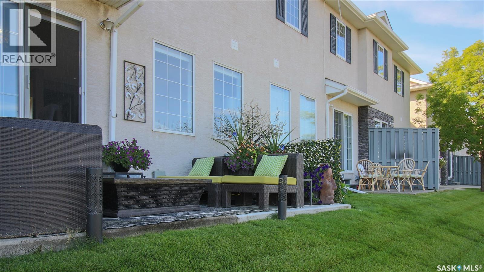 #14 2400 TELL PLACE - 38