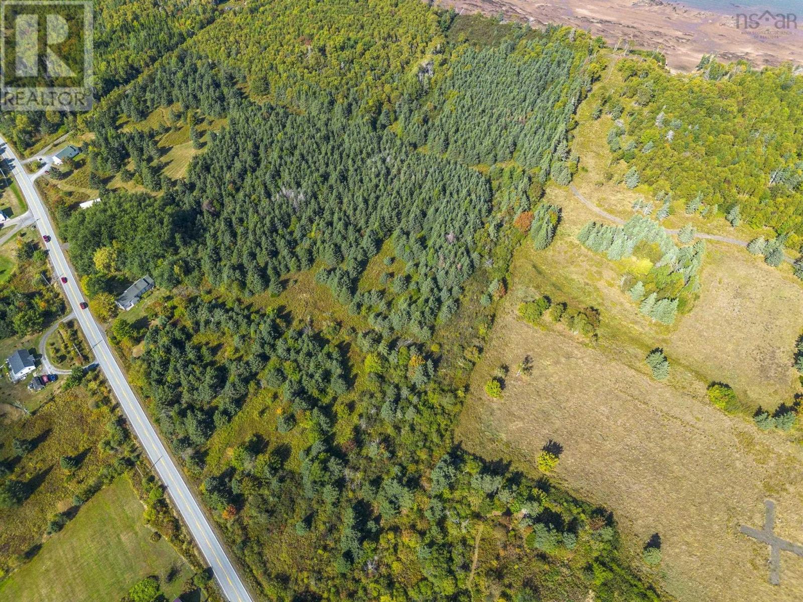 Property 11 of 49 of Highway 215