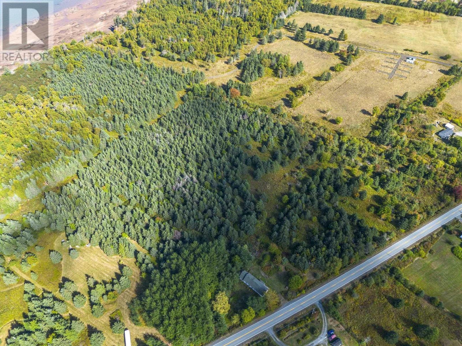 Property 18 of 49 of Highway 215