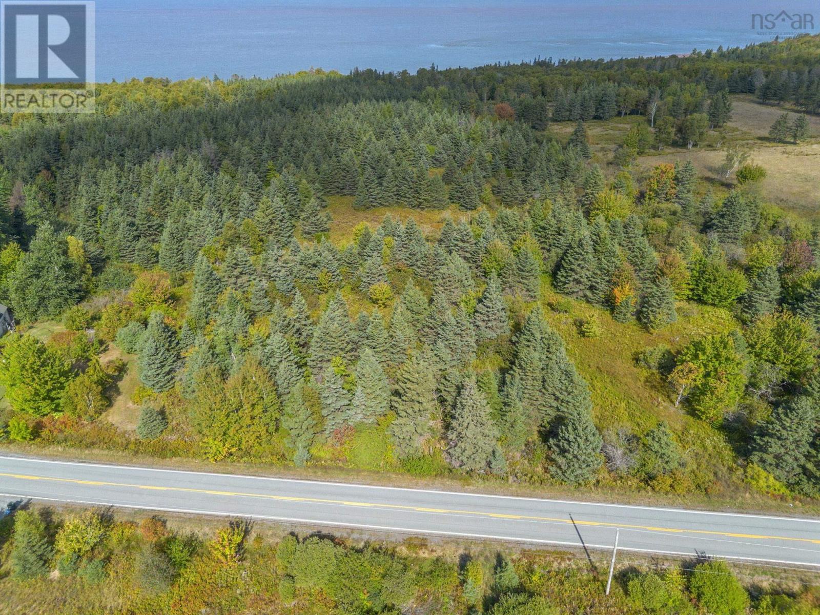 Property 46 of 49 of Highway 215