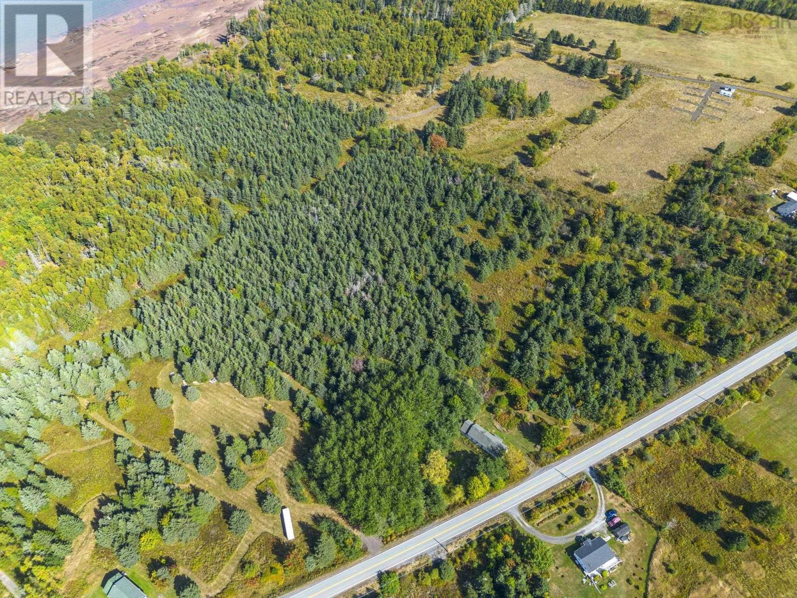 Property 9 of 49 of Highway 215