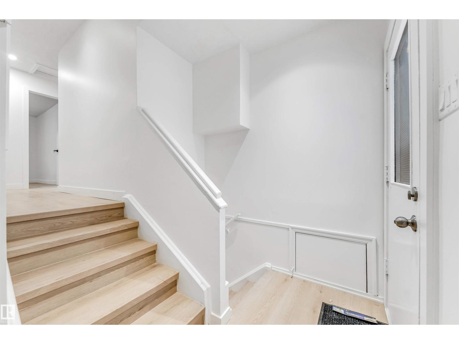 12423 91 ST NW - 18