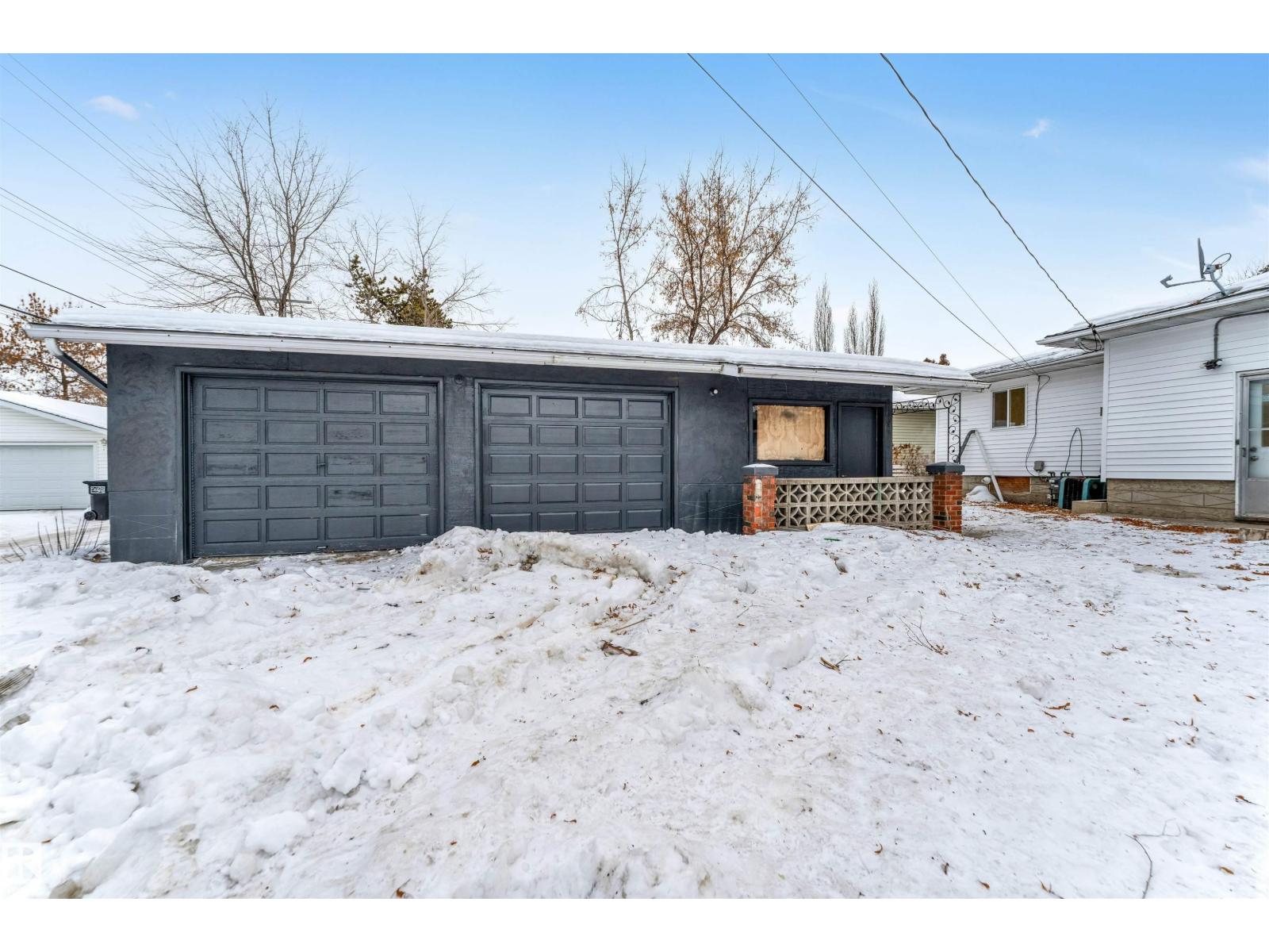 12423 91 ST NW - 29