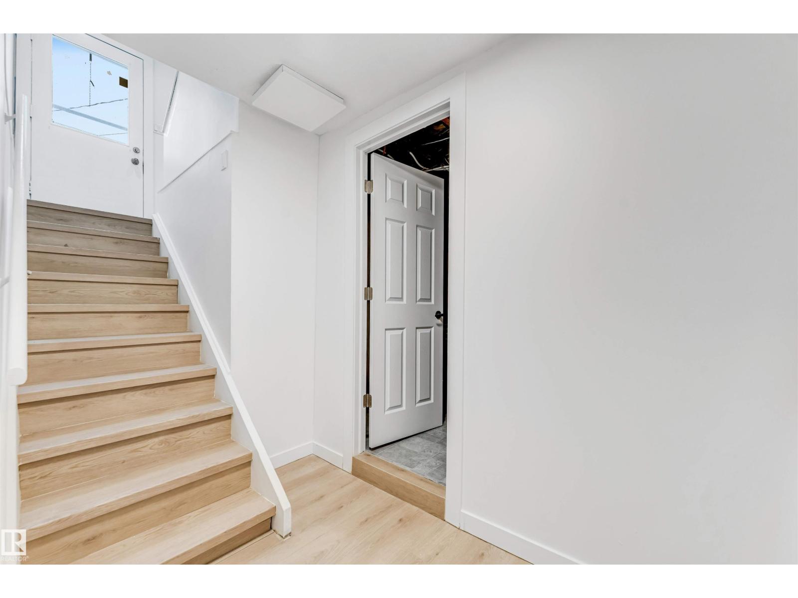 12423 91 ST NW - 19