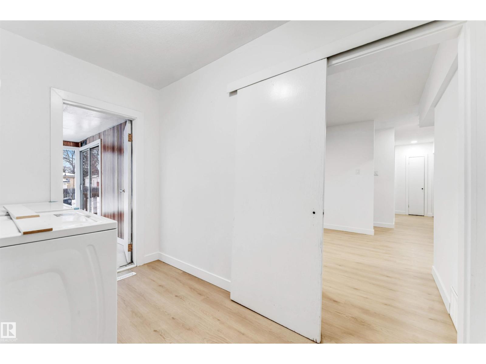 12423 91 ST NW - 11