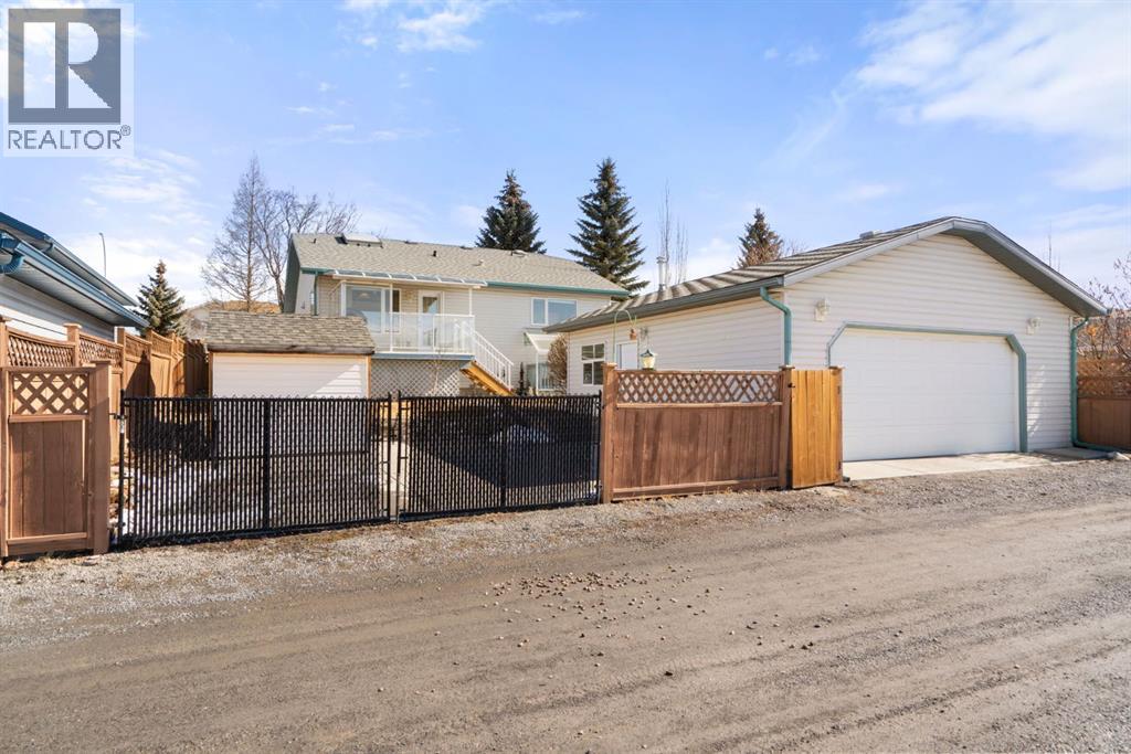 219 Quigley Drive, Cochrane