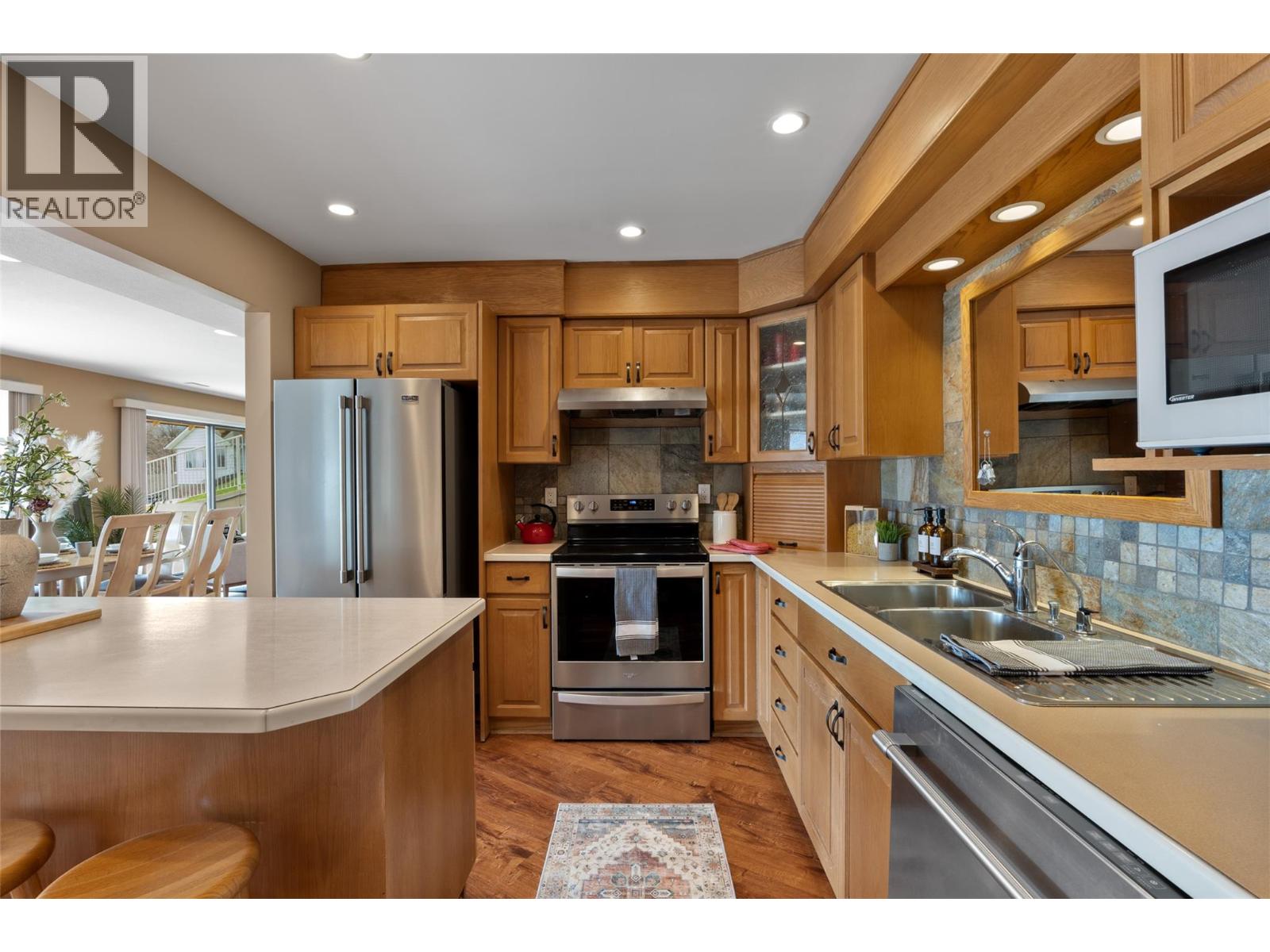 287 CONNAUGHT ROAD - 4