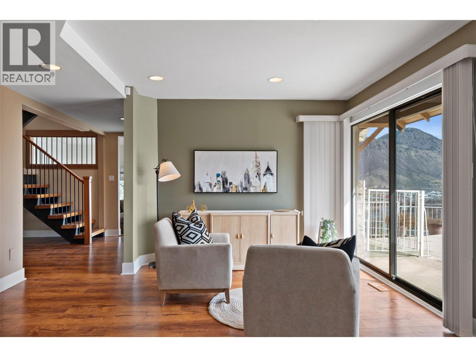 287 CONNAUGHT ROAD - 8