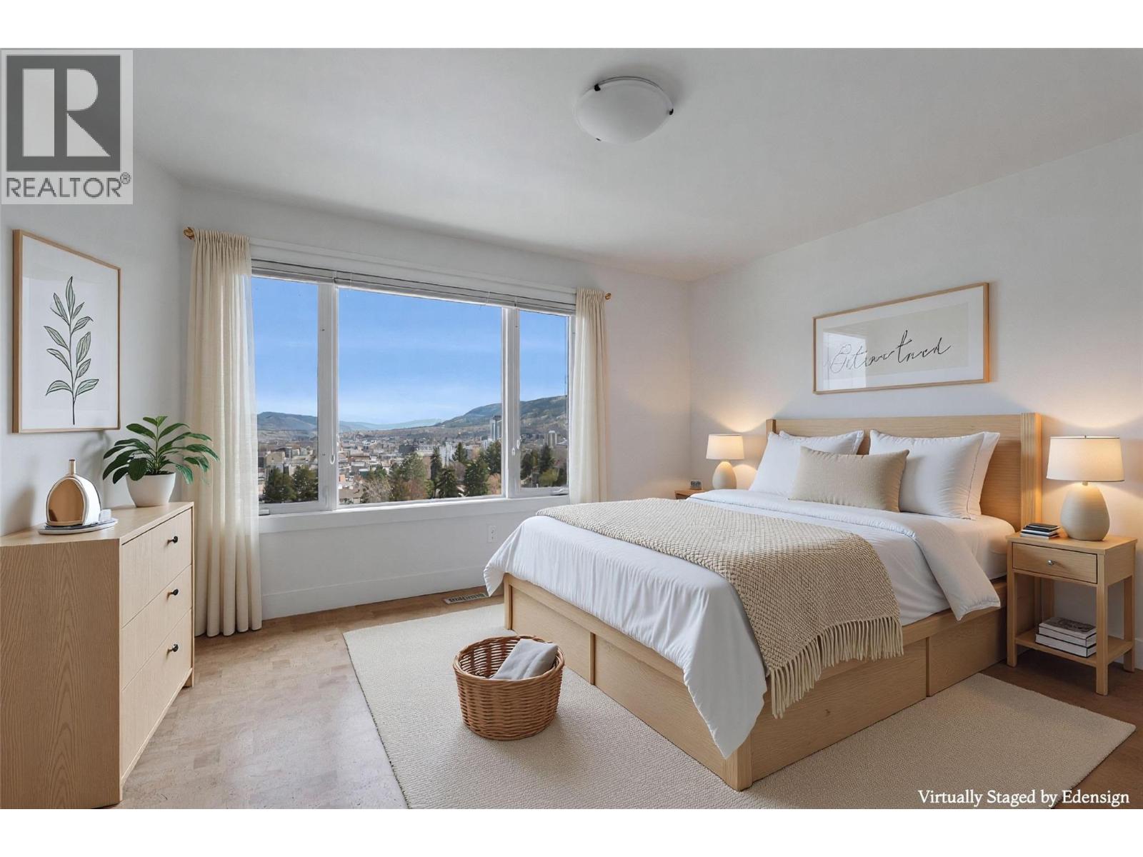 287 CONNAUGHT ROAD - 32