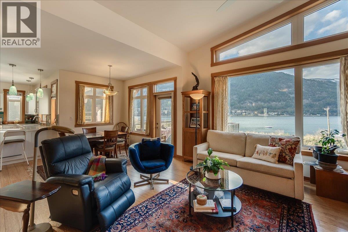 1106 SEVENTH Street Unit# 25, Nelson