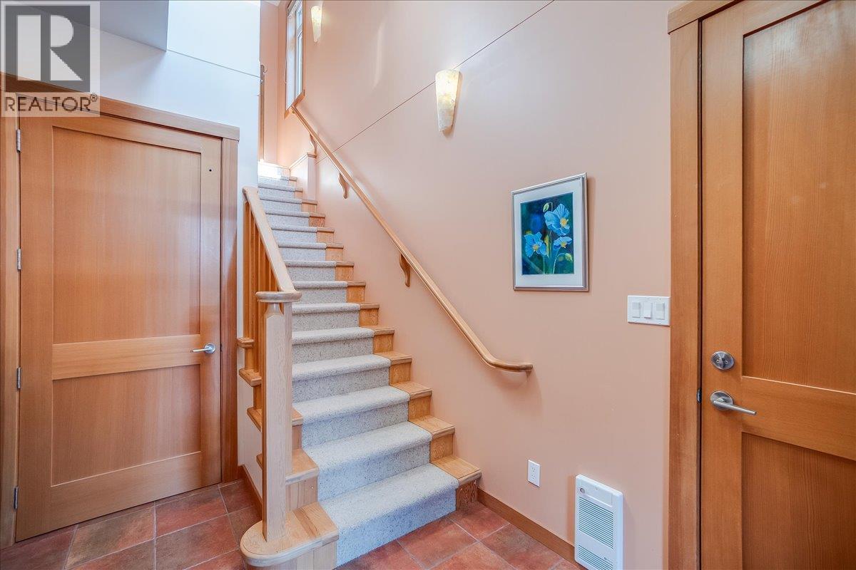 1106 SEVENTH Street Unit# 25, Nelson