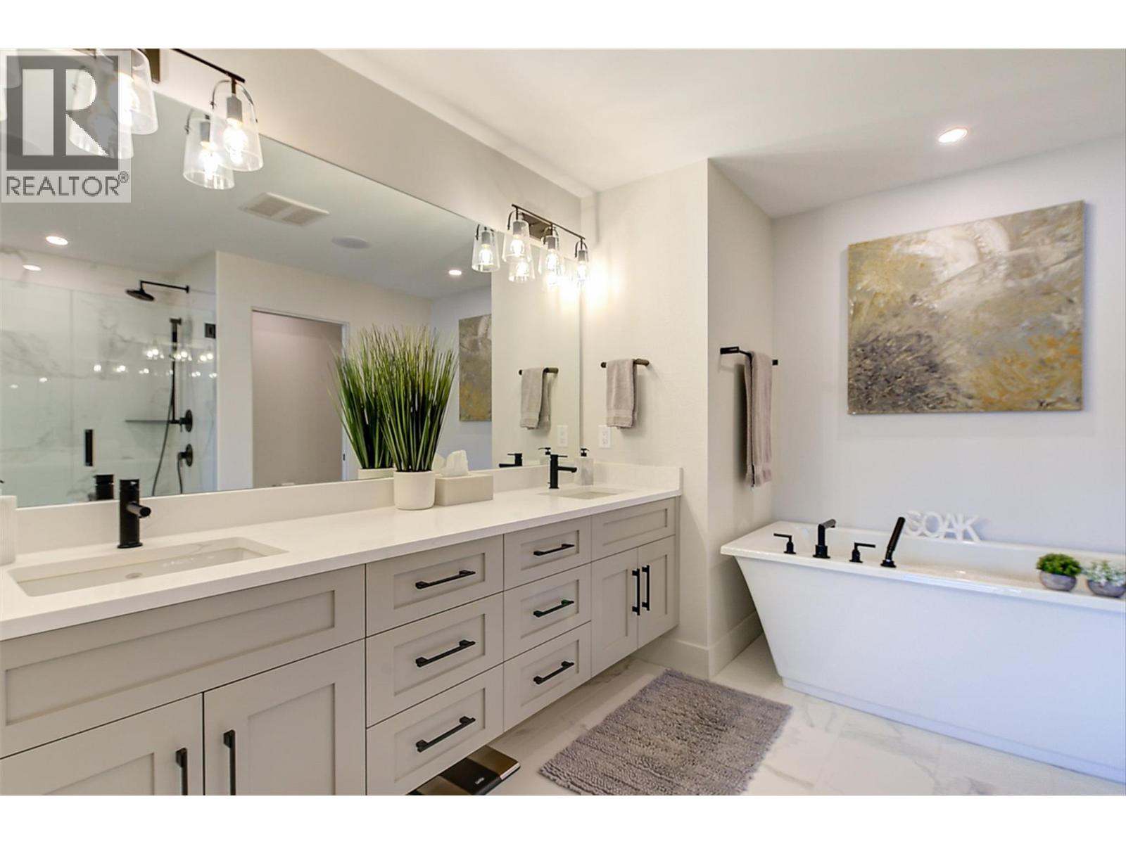 5991 Princess Street, Peachland